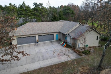 This immaculate home on the #1 fairway of Lake Arrowhead Lakes on Lake Arrowhead Golf Course - The Lakes in Wisconsin - for sale on GolfHomes.com, golf home, golf lot