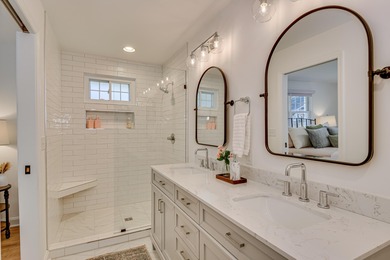 Magnificently renovated Whitehall 'cottage'. Located just on Palmetto Golf Club, Inc. in South Carolina - for sale on GolfHomes.com, golf home, golf lot