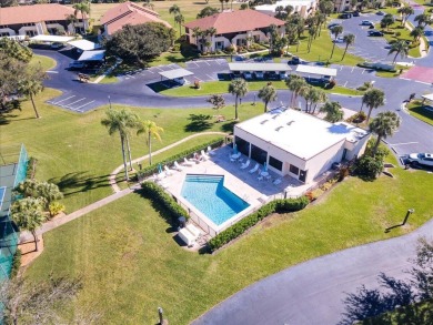 Beautifully renovated 2-bedroom, 2-bathroom condo located on the on Heritage Ridge Golf Club in Florida - for sale on GolfHomes.com, golf home, golf lot