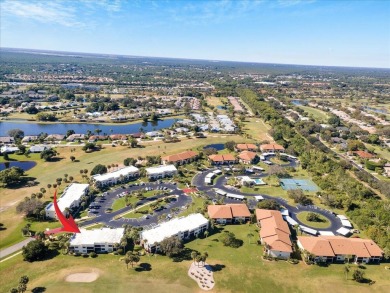 Beautifully renovated 2-bedroom, 2-bathroom condo located on the on Heritage Ridge Golf Club in Florida - for sale on GolfHomes.com, golf home, golf lot