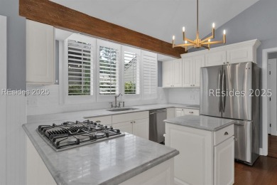 Welcome to this charming 2 bedroom, 2 bath end-unit villa on Sea Pines Golf and Resort  in South Carolina - for sale on GolfHomes.com, golf home, golf lot