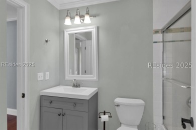 Welcome to this charming 2 bedroom, 2 bath end-unit villa on Sea Pines Golf and Resort  in South Carolina - for sale on GolfHomes.com, golf home, golf lot