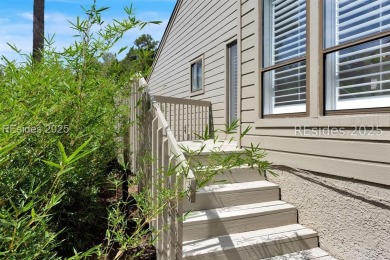 Welcome to this charming 2 bedroom, 2 bath end-unit villa on Sea Pines Golf and Resort  in South Carolina - for sale on GolfHomes.com, golf home, golf lot
