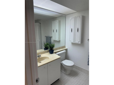 Beautiful unit for sale at Century Village, Pembroke Pines. 1 on Flamingo Lakes Country Club in Florida - for sale on GolfHomes.com, golf home, golf lot