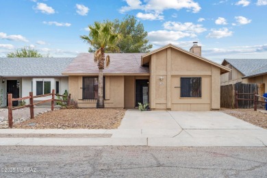 Perfect starter home! 3 bedroom 2 bathroom home in Fairway on Fred Enke Golf Course in Arizona - for sale on GolfHomes.com, golf home, golf lot
