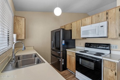 Perfect starter home! 3 bedroom 2 bathroom home in Fairway on Fred Enke Golf Course in Arizona - for sale on GolfHomes.com, golf home, golf lot