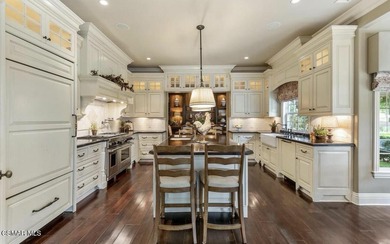 Fabulous custom, single-story home located on the 6th tee of the on North Ranch Country Club in California - for sale on GolfHomes.com, golf home, golf lot