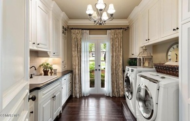 Fabulous custom, single-story home located on the 6th tee of the on North Ranch Country Club in California - for sale on GolfHomes.com, golf home, golf lot