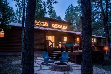 Beautiful getaway in Angel Fire only 1.7 mi from the ski base on Angel Fire Resort Country Club in New Mexico - for sale on GolfHomes.com, golf home, golf lot