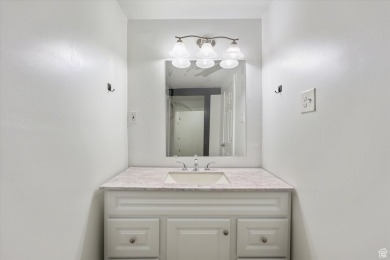 This recently renovated townhome adjacent to Mountain View Golf on Mountain View Golf Course in Utah - for sale on GolfHomes.com, golf home, golf lot