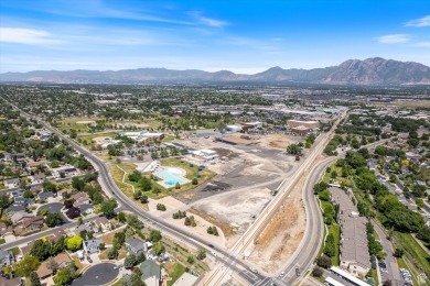 This recently renovated townhome adjacent to Mountain View Golf on Mountain View Golf Course in Utah - for sale on GolfHomes.com, golf home, golf lot