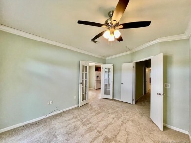 This home truly has it all! 3 bedrooms/2 bath + bonus room on Indianwood Golf and Country Club in Florida - for sale on GolfHomes.com, golf home, golf lot