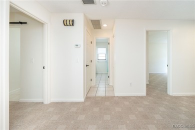 Welcome to easy Florida living in this clean, move-in-ready on Sugarmill Woods Golf and Country Club in Florida - for sale on GolfHomes.com, golf home, golf lot