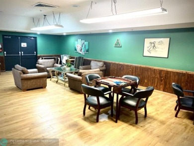 ks: Owner Motivated! Well maintains and spacious 1 bed 1.5 bath on Sunrise Lakes Phase IV Golf Course in Florida - for sale on GolfHomes.com, golf home, golf lot
