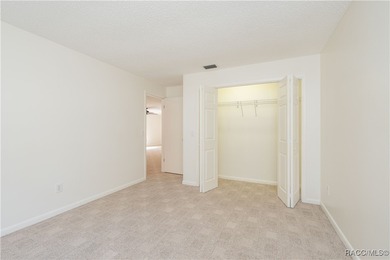 Welcome to easy Florida living in this clean, move-in-ready on Sugarmill Woods Golf and Country Club in Florida - for sale on GolfHomes.com, golf home, golf lot