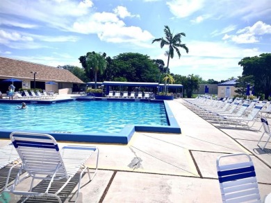 ks: Owner Motivated! Well maintains and spacious 1 bed 1.5 bath on Sunrise Lakes Phase IV Golf Course in Florida - for sale on GolfHomes.com, golf home, golf lot