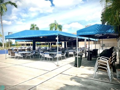 ks: Owner Motivated! Well maintains and spacious 1 bed 1.5 bath on Sunrise Lakes Phase IV Golf Course in Florida - for sale on GolfHomes.com, golf home, golf lot