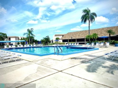 ks: Owner Motivated! Well maintains and spacious 1 bed 1.5 bath on Sunrise Lakes Phase IV Golf Course in Florida - for sale on GolfHomes.com, golf home, golf lot