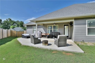 Desirable Silver Leaf Subdivision! Seller Offering Up to $10,000 on Lakewood Golf Course in Alabama - for sale on GolfHomes.com, golf home, golf lot