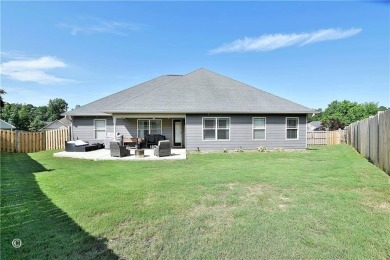 Desirable Silver Leaf Subdivision! Seller Offering Up to $10,000 on Lakewood Golf Course in Alabama - for sale on GolfHomes.com, golf home, golf lot