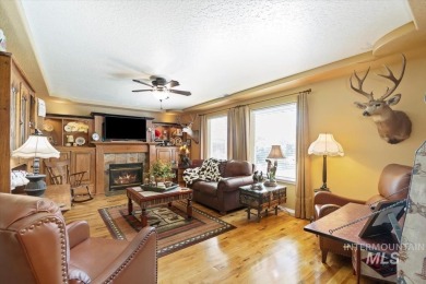 Meticulously maintained move-in ready home situated within a on Centennial Golf Course in Idaho - for sale on GolfHomes.com, golf home, golf lot