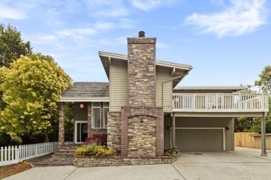 Experience the perfect blend of comfort and convenience in this on Seascape Golf Club in California - for sale on GolfHomes.com, golf home, golf lot