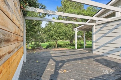 Nestled on the 2nd hole of the Indian Lakes Golf Course, this on Indian Lakes Golf Course in Idaho - for sale on GolfHomes.com, golf home, golf lot