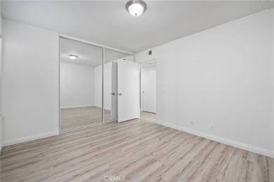 Nicely updated, lower level, 1 bedroom 1 bath condo is situated on Oak Creek Golf Club in California - for sale on GolfHomes.com, golf home, golf lot