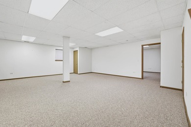 This Inviting Townhome for sale in the sought after 55+ Active on The Links at Carillon in Illinois - for sale on GolfHomes.com, golf home, golf lot