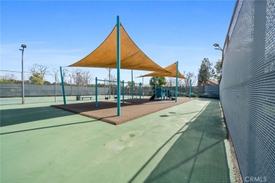 Nicely updated, lower level, 1 bedroom 1 bath condo is situated on Oak Creek Golf Club in California - for sale on GolfHomes.com, golf home, golf lot