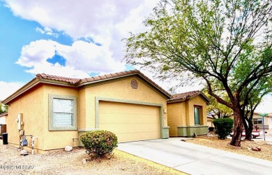 Gorgeous 3/2 home on oversized corner lot in desirable Racho Del on Del Lago Golf Club in Arizona - for sale on GolfHomes.com, golf home, golf lot