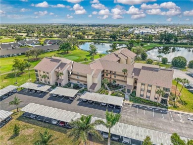 Welcome to this beautiful 2-bedroom, 2-bathroom condo with a den on Cross Creek Country Club in Florida - for sale on GolfHomes.com, golf home, golf lot