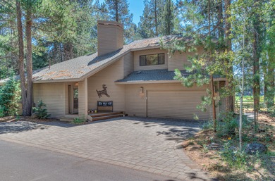 There are views of the golf course and then there ARE VIEWS!!!! on Sunriver Woodlands Golf Course in Oregon - for sale on GolfHomes.com, golf home, golf lot