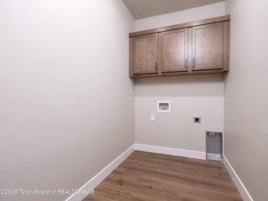 Ask about current builder incentives! Welcome to 283 Bald Eagle on Teton Reserve in Idaho - for sale on GolfHomes.com, golf home, golf lot