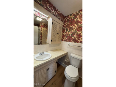 Four-bedroom, two-and-a-half-bath Colonial-style condominium in on Tanglewood National Golf Club in Ohio - for sale on GolfHomes.com, golf home, golf lot