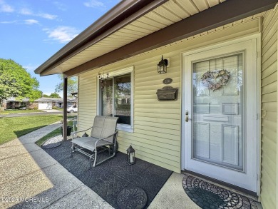 Welcome to this Beautifully Updated Everglade Model Ranch End on Clearbrook Golf Club in New Jersey - for sale on GolfHomes.com, golf home, golf lot