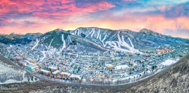 This fully furnished exceptional Blackstone Townhome is ideally on Canyons Golf Course in Utah - for sale on GolfHomes.com, golf home, golf lot