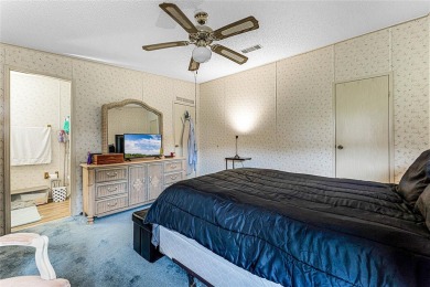 Welcome to 4007 Cohen Dr., Unit 742, Zellwood, FL 32798! This on Zellwood Station Country Club in Florida - for sale on GolfHomes.com, golf home, golf lot