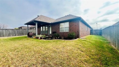 The Villas at the Reserve at Battle Creek offers a spacious on Battle Creek Golf Course in Oklahoma - for sale on GolfHomes.com, golf home, golf lot