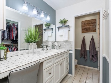 Welcome to this beautifully upgraded townhome in the highly on Vista Valencia Golf Course in California - for sale on GolfHomes.com, golf home, golf lot