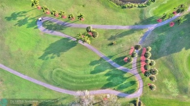 *REDUCED*  Presenting Turn-Key Aruba Gem 2-Bedroom 2-Bath 
 on Wynmoor Golf Course in Florida - for sale on GolfHomes.com, golf home, golf lot