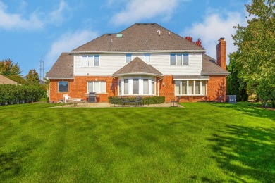 Welcome home to this stunning, meticulously maintained, and on Ruffled Feathers Golf Club in Illinois - for sale on GolfHomes.com, golf home, golf lot