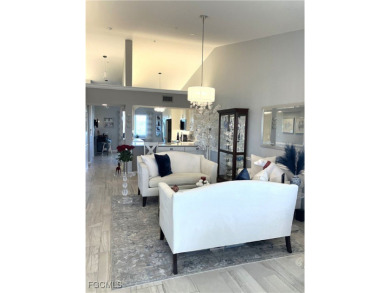 LIGHT, BRIGHT & BEAUTIFUL End Unit 5th Floor Penthouse in on  in Florida - for sale on GolfHomes.com, golf home, golf lot