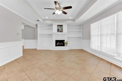 This beautifully maintained traditional-style home offers 3 on Hide-A-Way Lake Golf Course in Texas - for sale on GolfHomes.com, golf home, golf lot