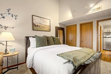 Beautifully upgraded and exceptionally well-maintained Spring on Eagle Ridge Inn and Resort in Illinois - for sale on GolfHomes.com, golf home, golf lot