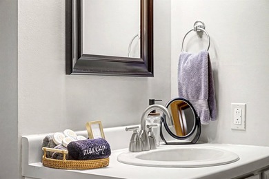 Beautifully upgraded and exceptionally well-maintained Spring on Eagle Ridge Inn and Resort in Illinois - for sale on GolfHomes.com, golf home, golf lot