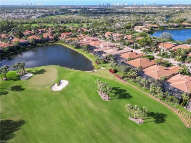 Full Golf Membership available without the WAIT!  Sweet Bay is a on Shadow Wood Country Club in Florida - for sale on GolfHomes.com, golf home, golf lot