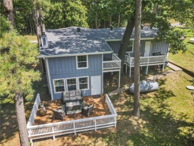 BRAND NEW ROOF August 2025. Sold fully furnished. This property on Bella Vista Country Club and Golf Course in Arkansas - for sale on GolfHomes.com, golf home, golf lot