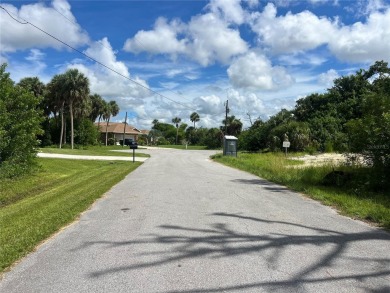 Beautiful building lot in the up-and-coming area of Rotonda on Rotonda Golf and Country Club The Palms Course in Florida - for sale on GolfHomes.com, golf home, golf lot