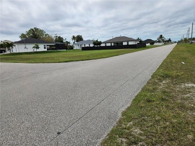 BUILDERS and INVESTORS!! $39,000 - FRESHWATER LOT in the NW Cape on Burnt Store Golf Club in Florida - for sale on GolfHomes.com, golf home, golf lot